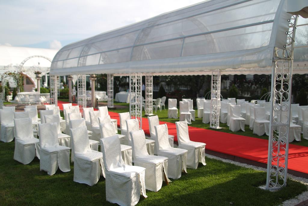 Hotel Roco Izvin Buitenkant foto