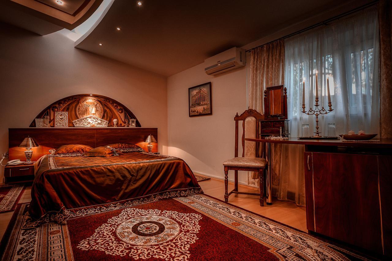 Hotel Roco Izvin Buitenkant foto
