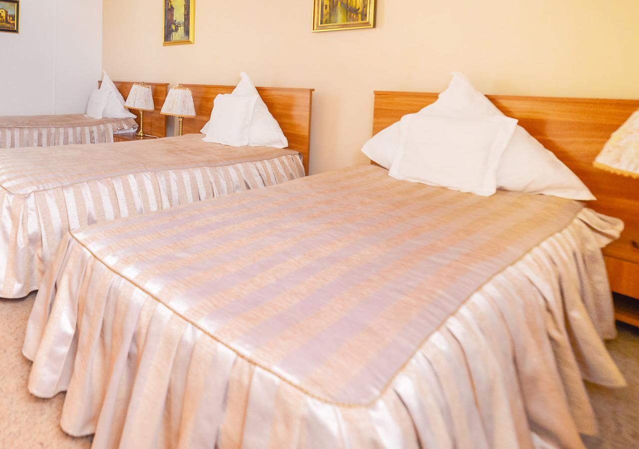 Hotel Roco Izvin Buitenkant foto